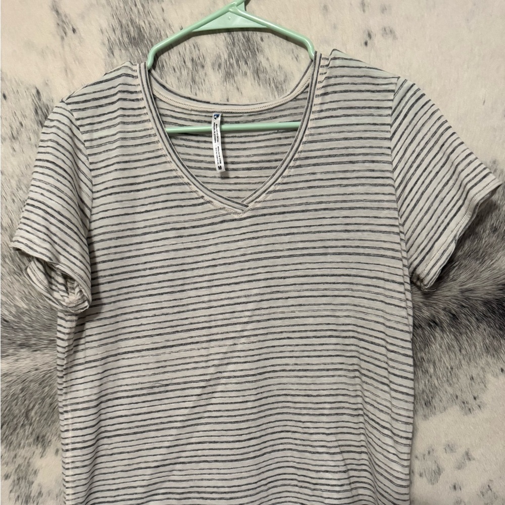 Kuhl t-shirt